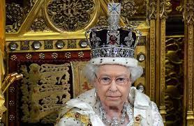 St Edward's Krone Gewicht