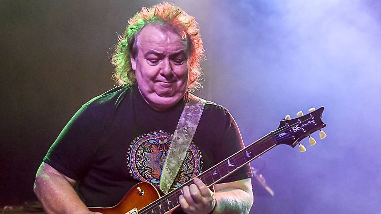 Bernie Marsden tot Bernie Marsden tot