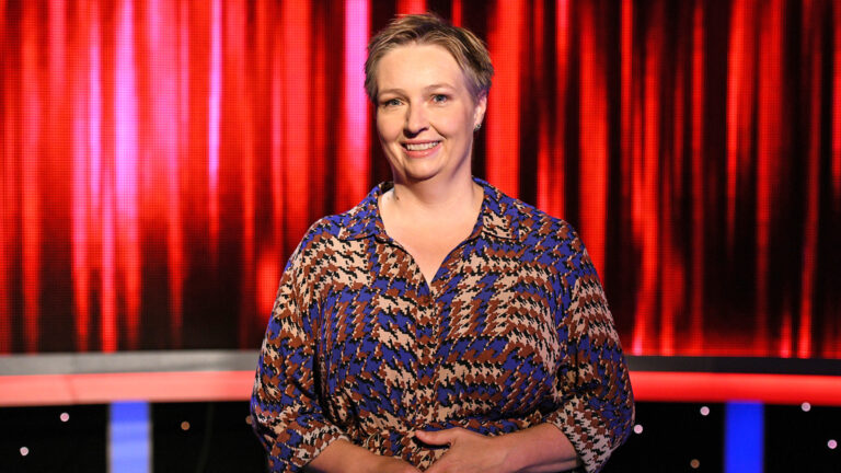 Jägerin Gefragt Gejagt