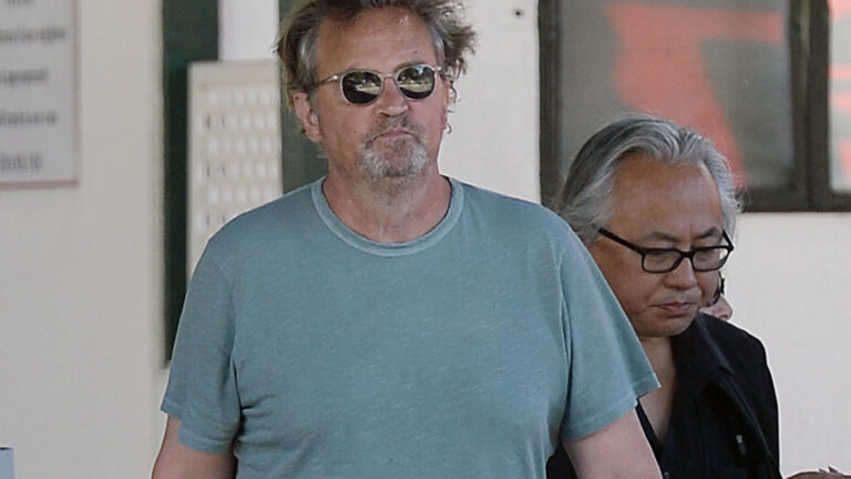 Matthew Perry Kinder