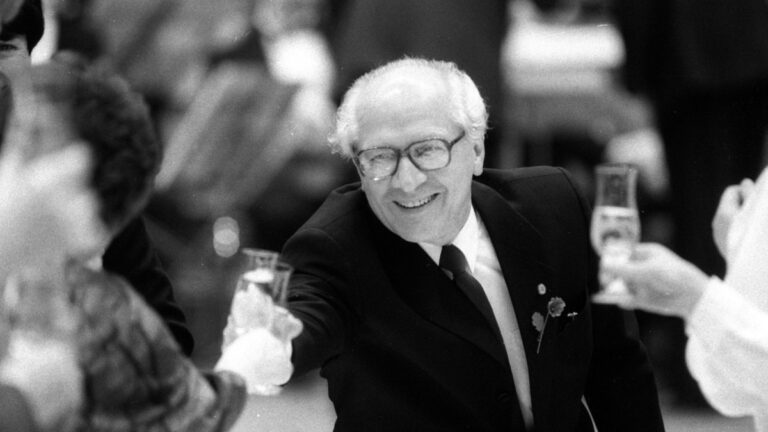 Konrad Naumann Todesursache