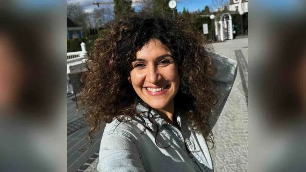 Apameh Schönauer Wikipedia