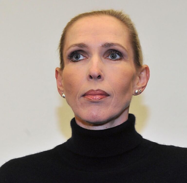 Nora Balling Wikipedi